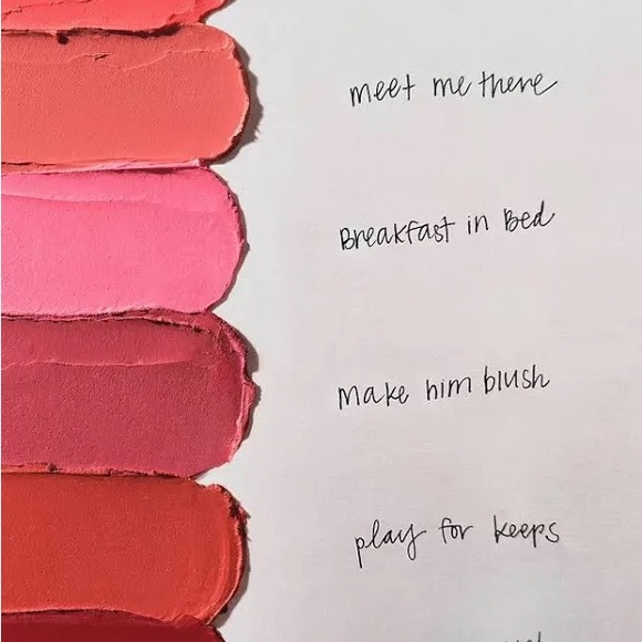 Kylie Cosmetics Breakfast in Bed Powder Blush Stick - Picture 4 of 8